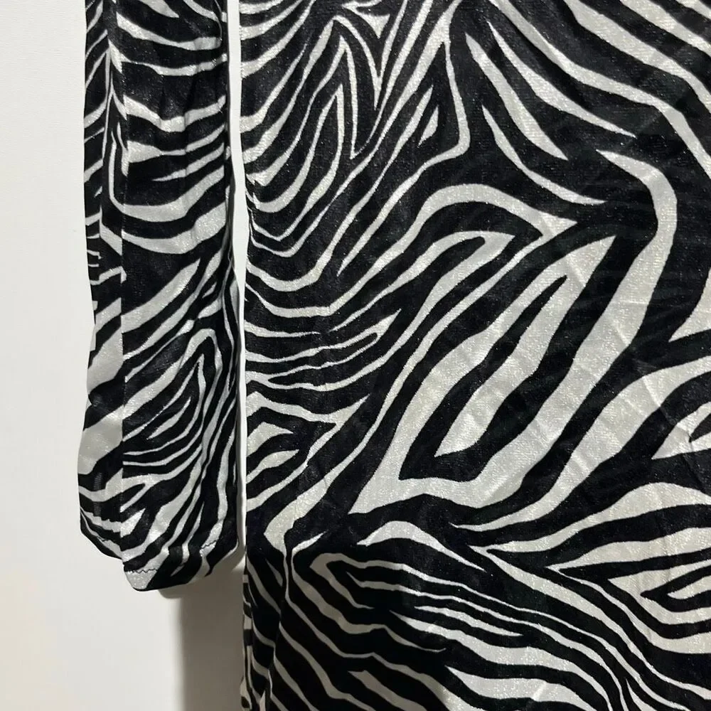 Victoria's Secret Women's Black White Zebra Print V-Neck Long‎ Sleeve Dress XS